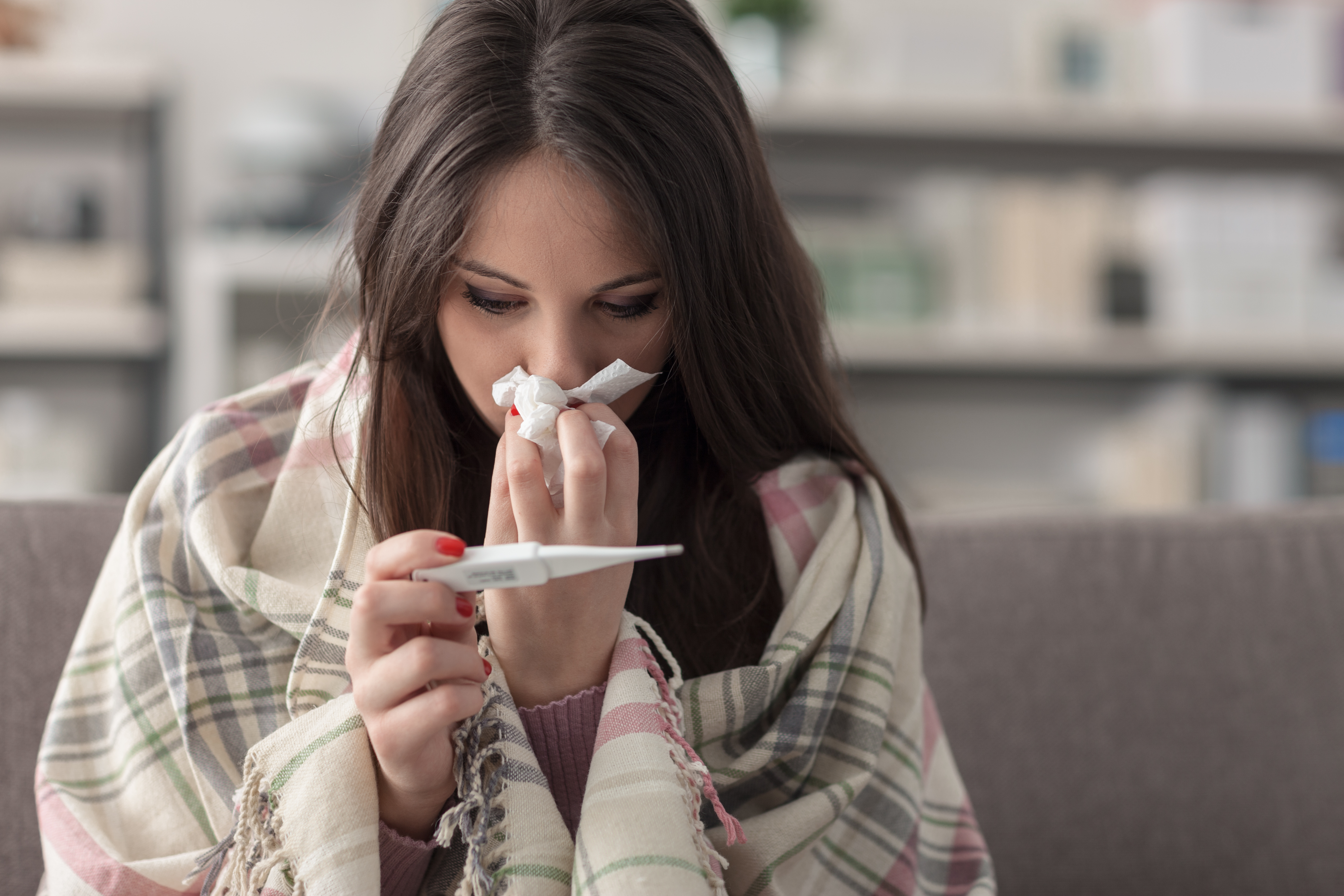 Niewyleczony katar może prowadzić do przeziębienie i grypy.